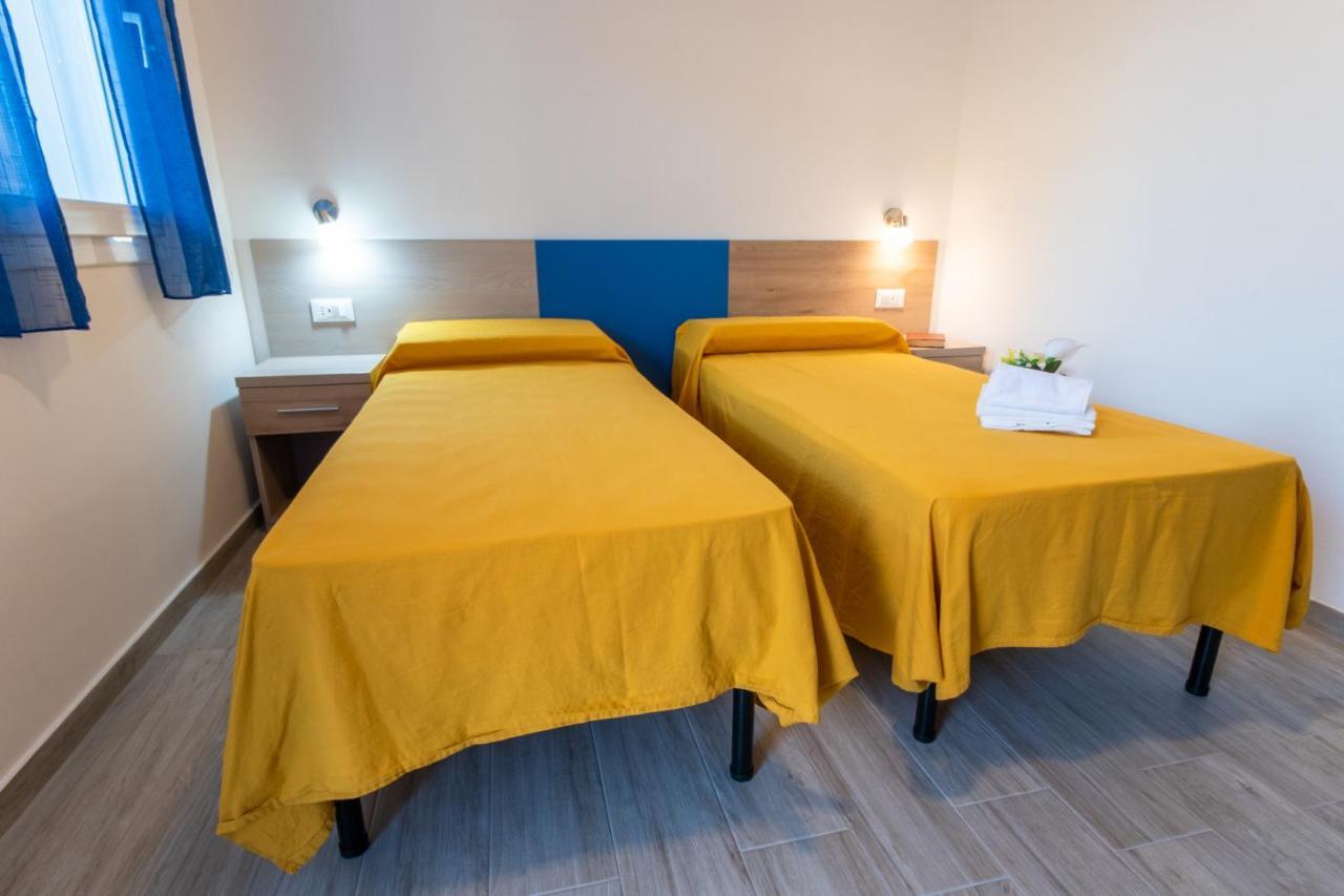 Bed & Blu Hotell La Caletta Exteriör bild