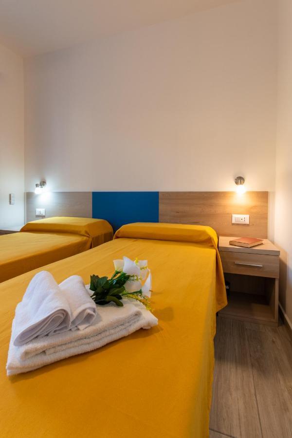 Bed & Blu Hotell La Caletta Exteriör bild