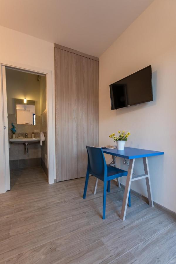 Bed & Blu Hotell La Caletta Exteriör bild