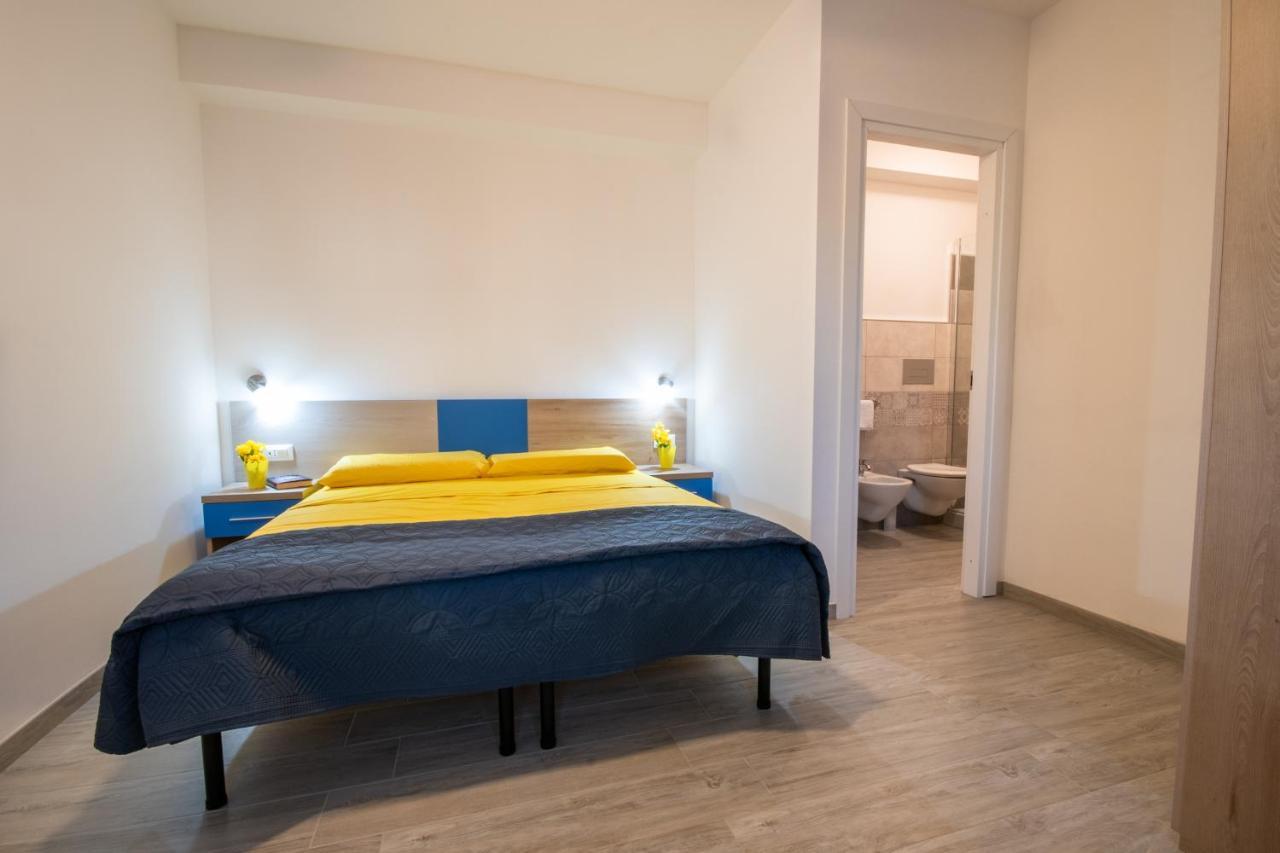 Bed & Blu Hotell La Caletta Exteriör bild