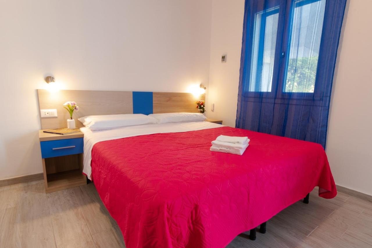 Bed & Blu Hotell La Caletta Exteriör bild