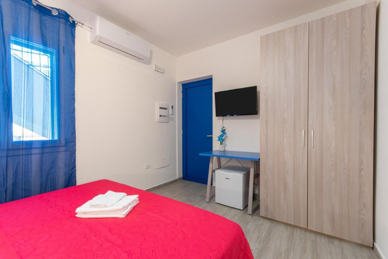 Bed & Blu Hotell La Caletta Exteriör bild