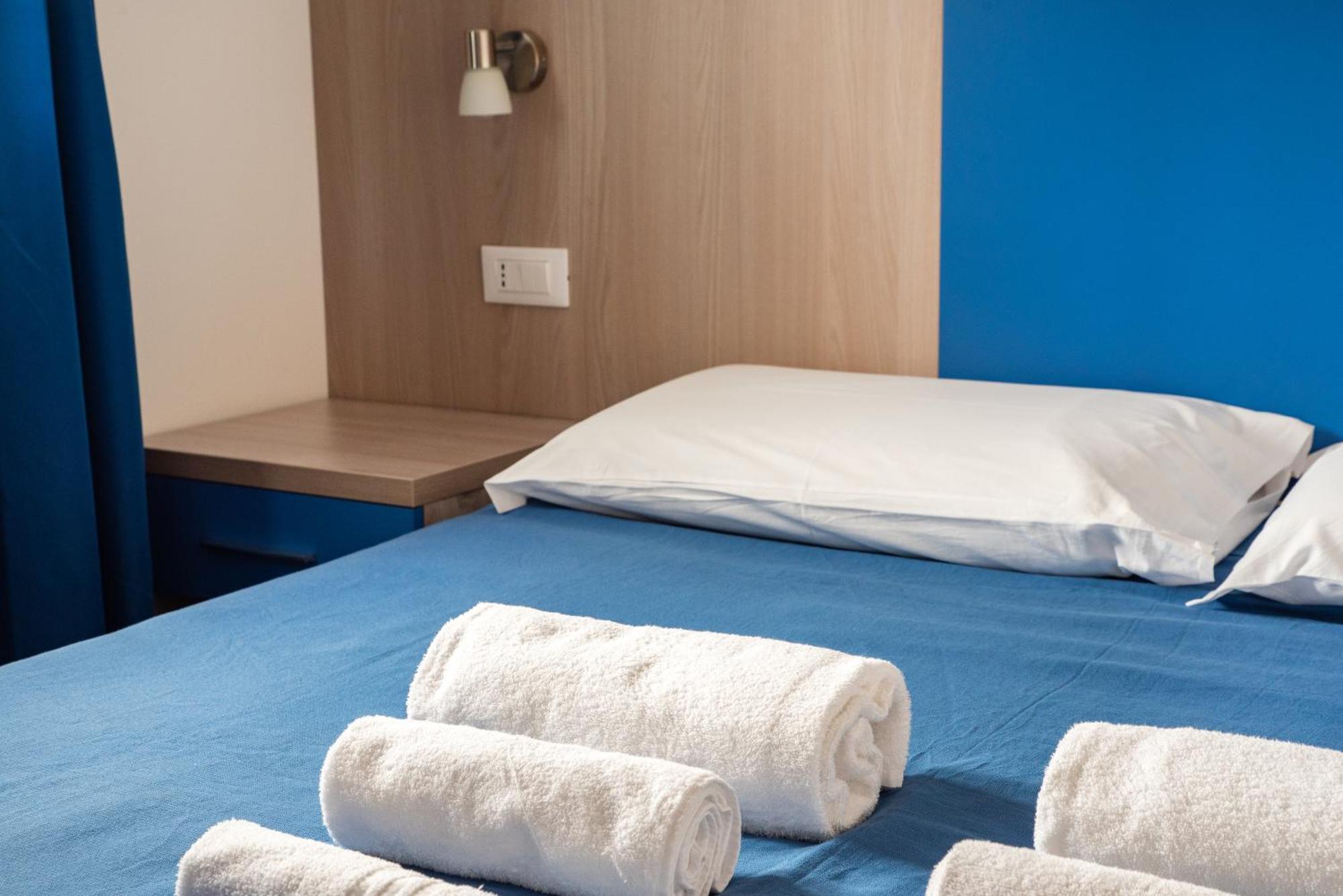 Bed & Blu Hotell La Caletta Exteriör bild