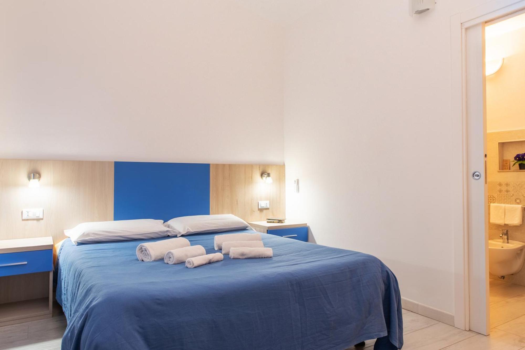 Bed & Blu Hotell La Caletta Exteriör bild